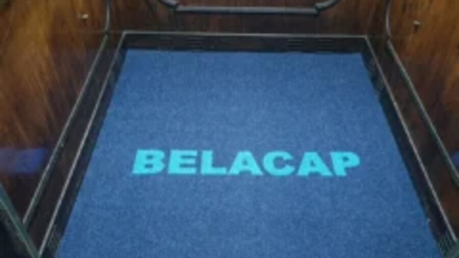 Imagem de apoio 1 do artigo sobre Elevadores decorados com os tapetes personalizados