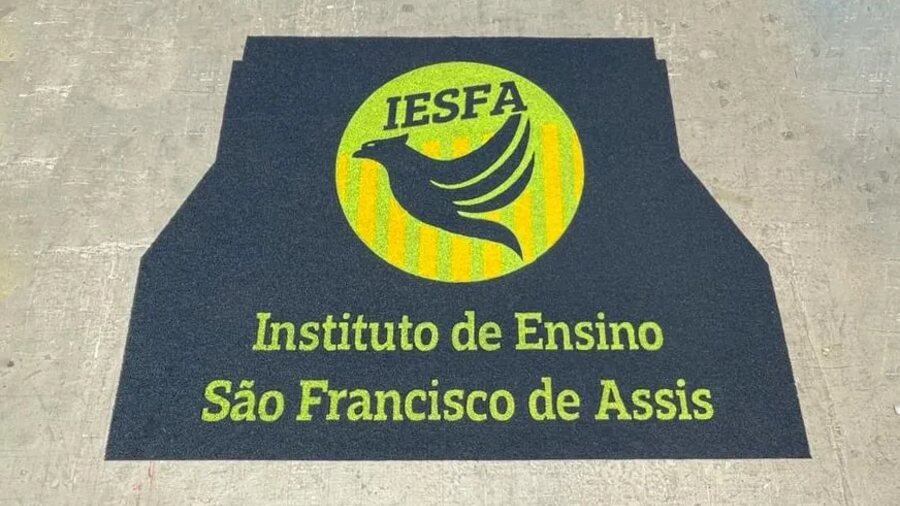 Imagem de apoio do artigo sobre Tapetes Personalizados para Faculdade