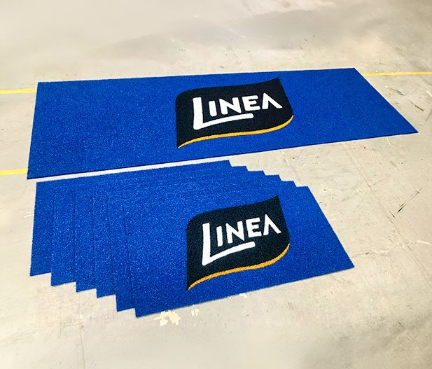 Tapete de vinil personalizado em entrada de alto fluxo