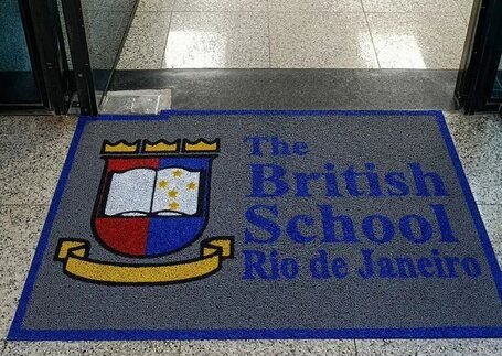 Capachos de Vinil com foco na superfície em imagem de referência da Real Tapetes