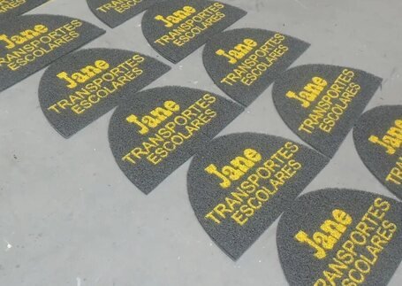 Tapete Personalizado com instalação finalizada em imagem de referência da Real Tapetes