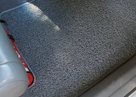 Tapetes Automotivos com visão do material em imagem de referência da Real Tapetes