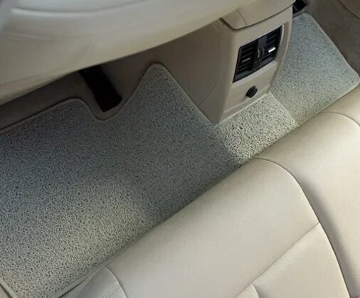 Onde utilizar Tapetes Automotivos: Proteção interna de veículos