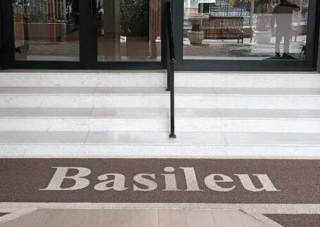 Tapetes para Condomínio em composição profissional em imagem de referência da Real Tapetes